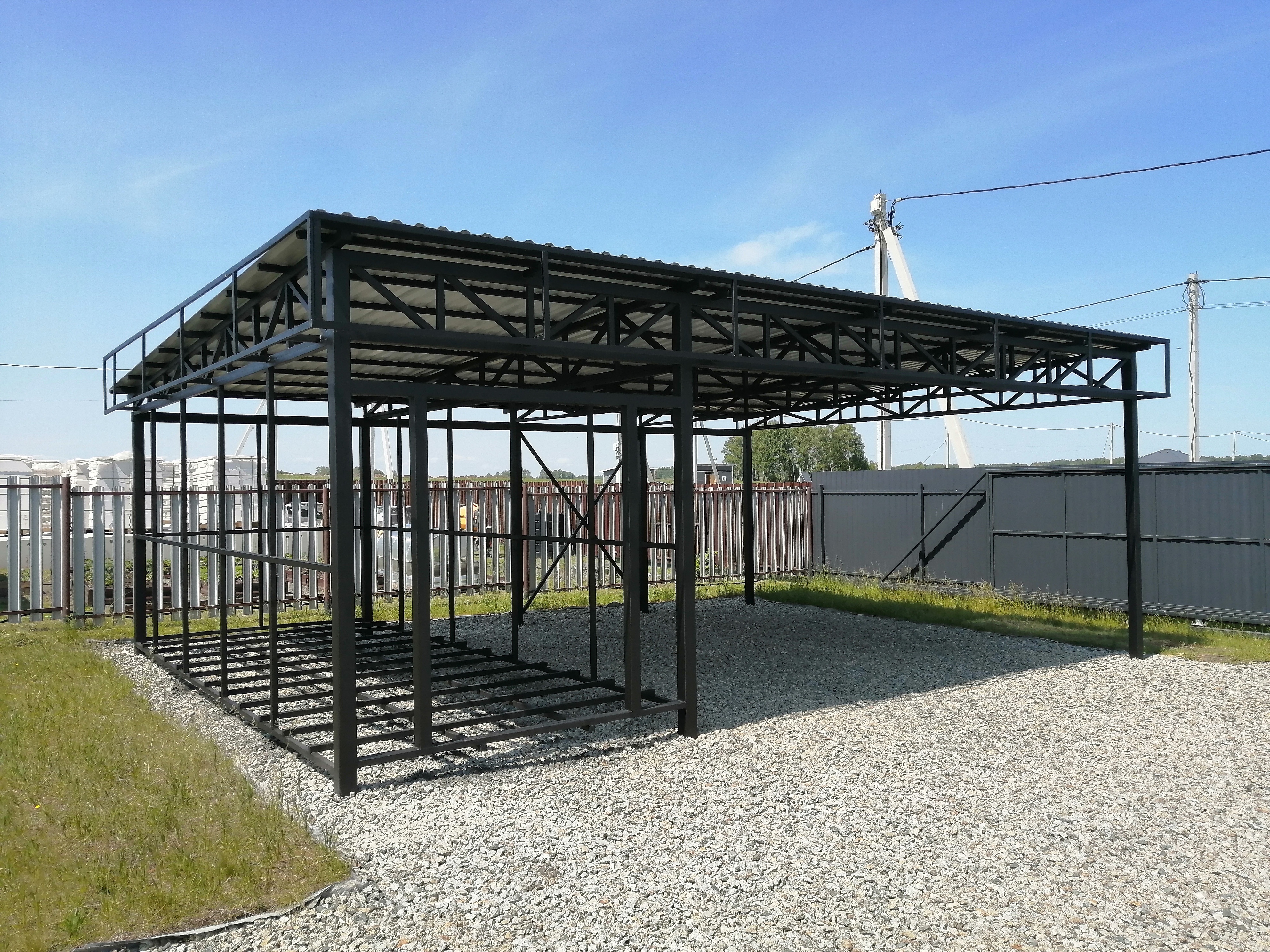 Навес с хозблоком п. Кировский